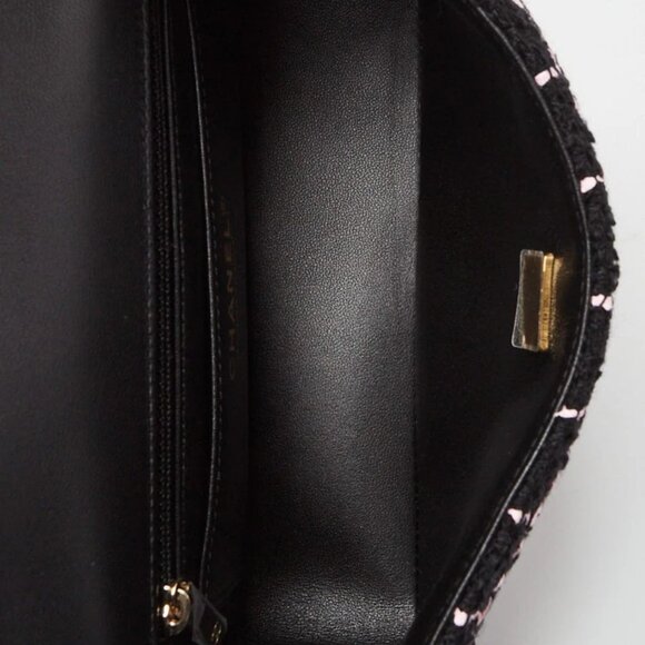 Chanel Black/Pink Wood Tweed Camellia Small Flap Bag - Picture 10 of 11